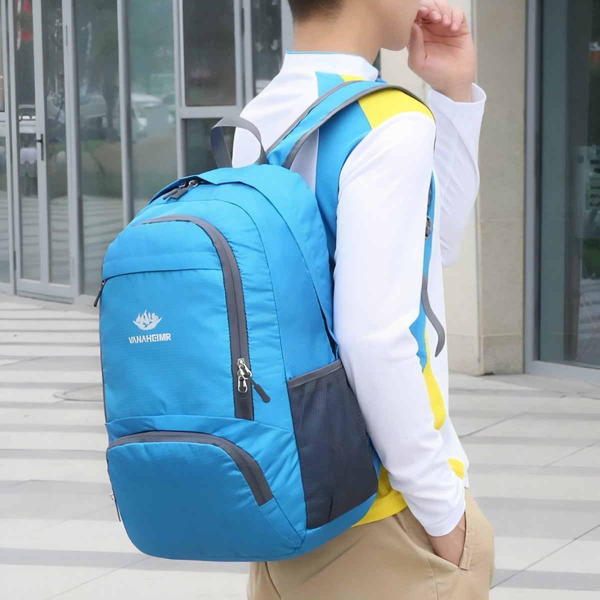 Lightweight Waterproof Backpack carried on the shoulder - Black - Pink - Blue - Navy Blue - Gray - Green - Purple - Red - Orange