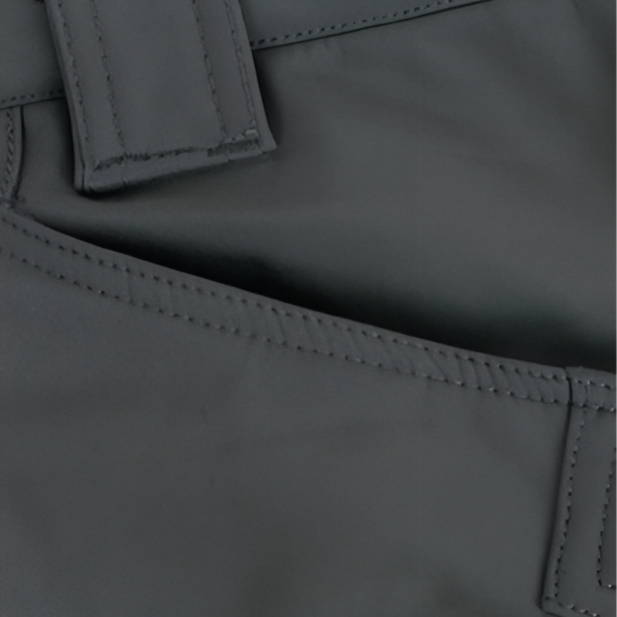 Pantalon Multi Poches Randonnée Homme gros plan détail couture - Vert Olive - Gris Foncé - Noir Profond - Beige Sable