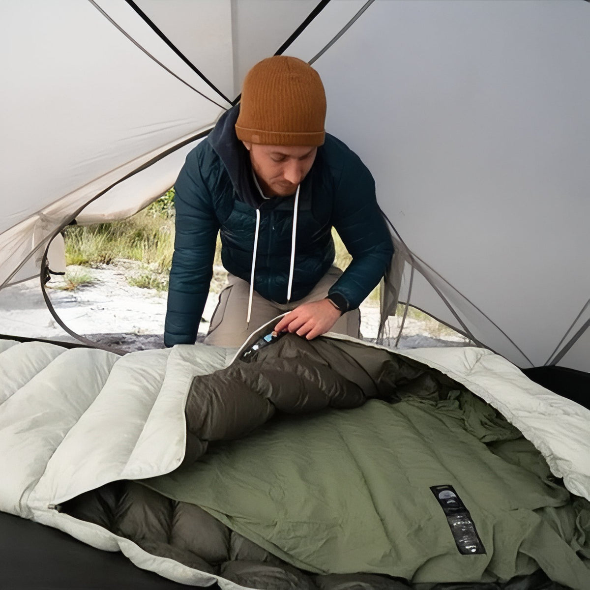 Sleeping Bag Liner open compartment - Light Gray - Dark Olive - Sand Beige