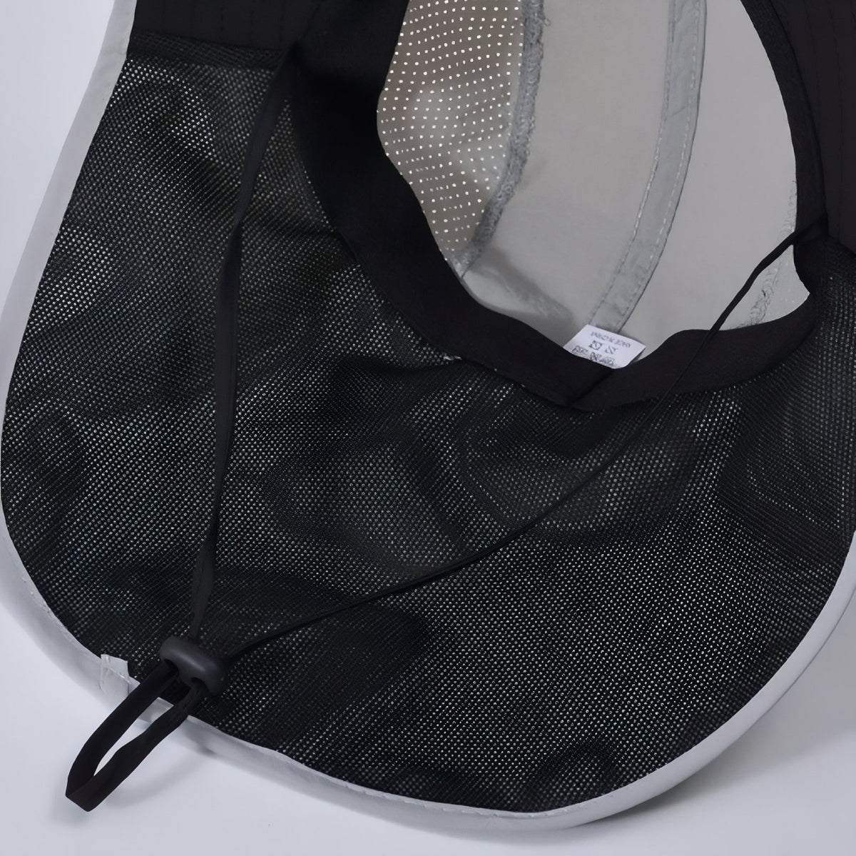 Chapeau Léger Randonnée Protection Nuque gros plan matière filet - Vert Sauge - Taupe - Gris Clair - Bleu - Noir - Beige