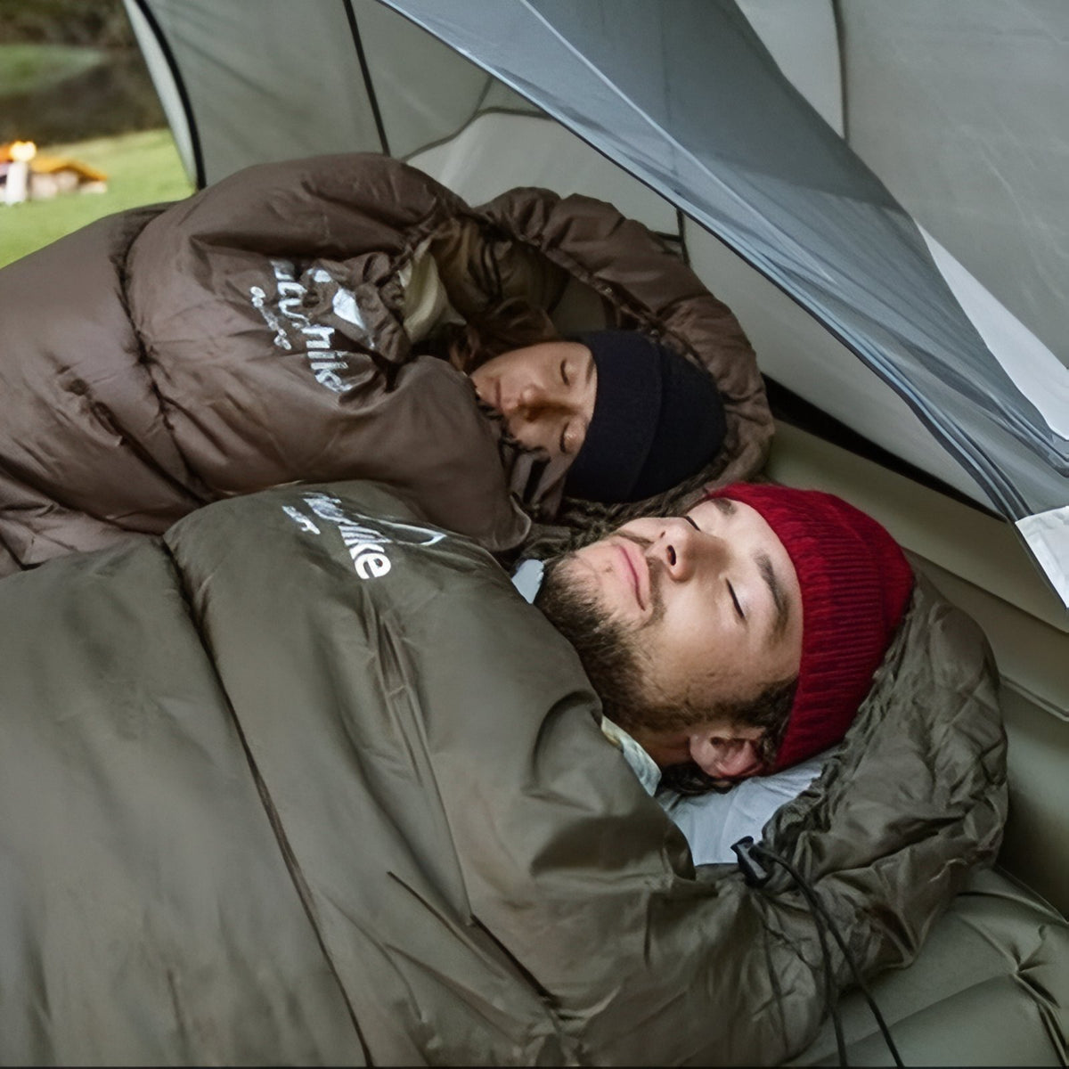 Lightweight 3-Season Sleeping Bag two people sleeping - Brown and Beige - Olive Green