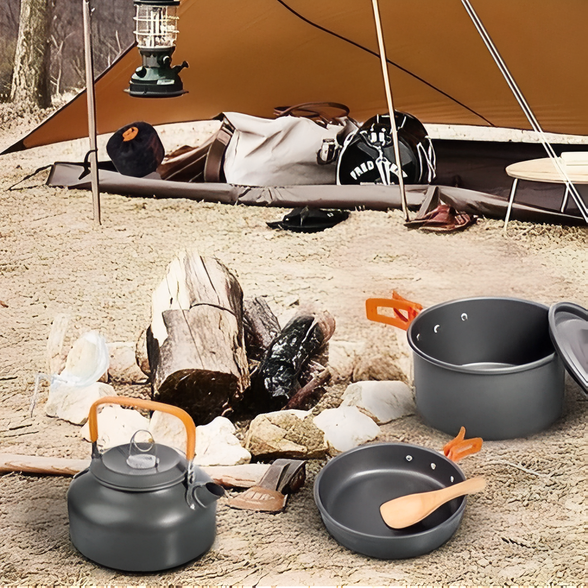 Popote Trek 2 Personnes mise en situation camping - Noir et Orange - Gris et Vert Fluo